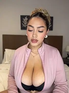 Maddy Beluci online show from 07.24.26