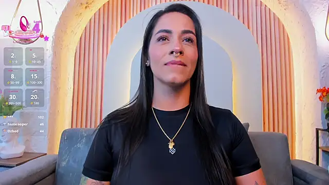 violet scott  online show from 04.25.26