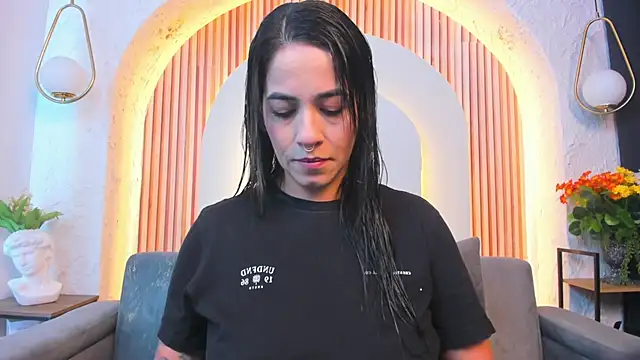 violet scott  online show from 05.18.26