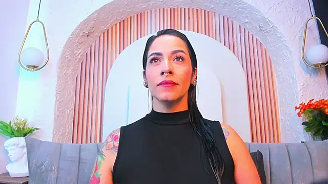 violet scott  online show from 06.01.26