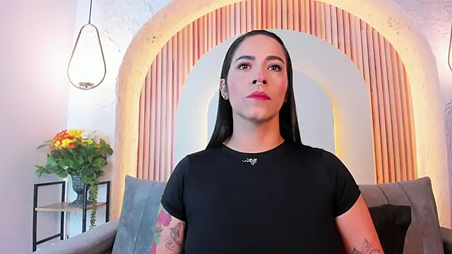 violet scott  online show from 07.06.26