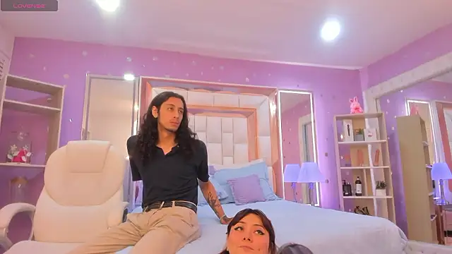 Goldentemptation  online show from 03.25.26