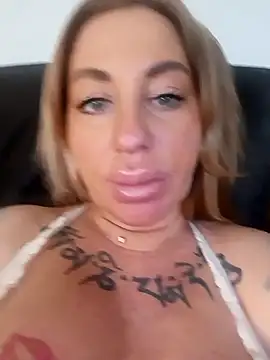 MiaMooly online show from 03.29.26