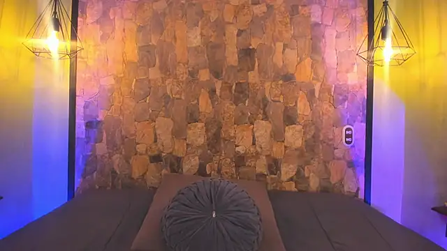 Snapshot of Elizabeth_Ferrer chatting on 02.13.26 Elizabeth Ferrer online show from 02.13.26