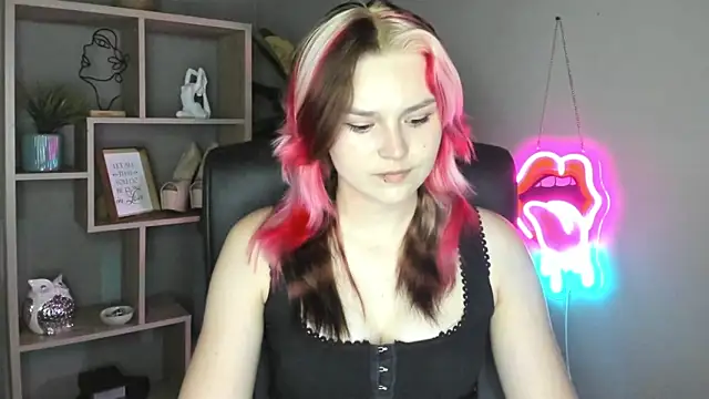 SweetLilyxo online show from 06.07.26
