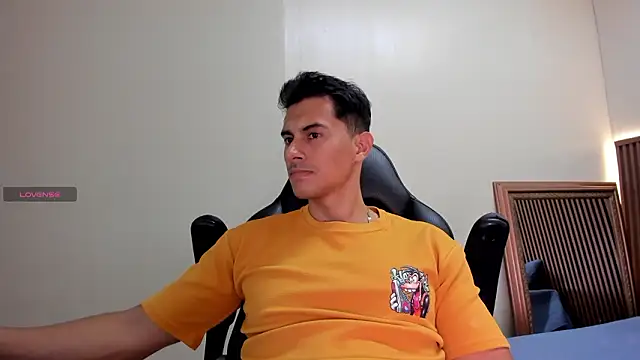 Snapshot of Mike_Conors chatting on 02.12.26 Mike Conors online show from 02.12.26