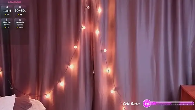 Snapshot of FloWkaley chatting on 02.08.26 FloWkaley online show from 02.08.26