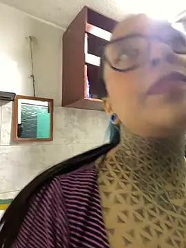 Annie Alicee online show from 07.16.26