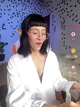 Snapshot of Capricornmystic1 chatting on 06.06.26 Capricornmystic1 online show from 06.06.26