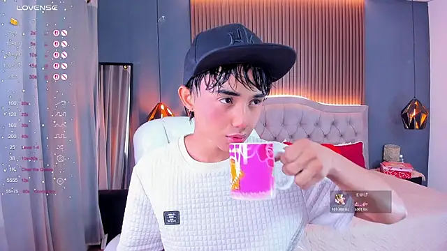 Noa 03 online show from 04.22.26