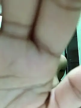 Snapshot of Kitti-Sharma chatting on 05.07.26 Kitti-Sharma online show from 05.07.26