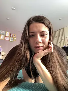 Snapshot of OnlyLeiLa chatting on 03.11.26 OnlyLeiLa online show from 03.11.26