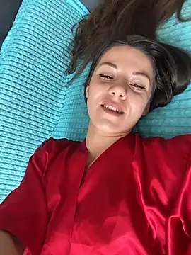 Snapshot of OnlyLeiLa chatting on 03.31.26 OnlyLeiLa online show from 03.31.26