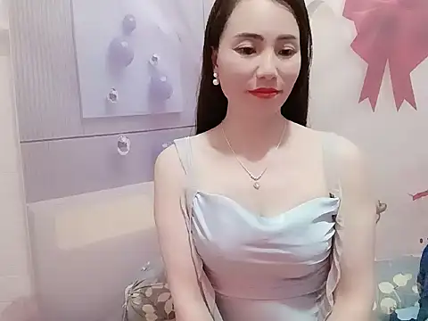 Hello-Kitty001 online show from 03.05.26