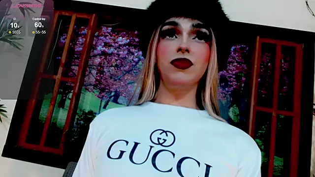 Snapshot of Maddye_Fox chatting on 02.13.26 Maddye Fox online show from 02.13.26