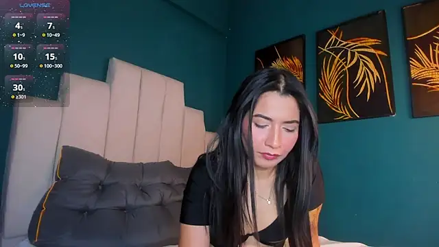 Snapshot of Adrienne__ chatting on 03.13.26 Adrienne online show from 03.13.26