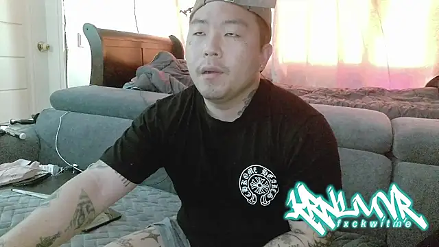 Snapshot of fxckuno chatting on 04.20.26 fxckuno online show from 04.20.26