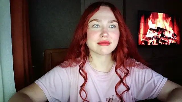Snapshot of LolaaMint_ chatting on 05.03.26 LolaaMint online show from 05.03.26