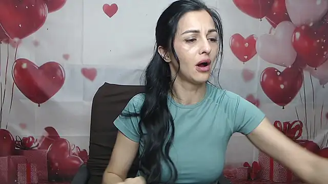 EvaClarkk online show from 05.27.26