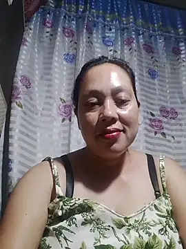 Snapshot of May_Bombs chatting on 03.01.26 May Bombs online show from 03.01.26