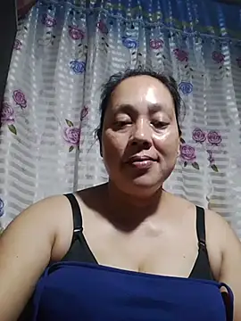 Snapshot of May_Bombs chatting on 03.07.26 May Bombs online show from 03.07.26