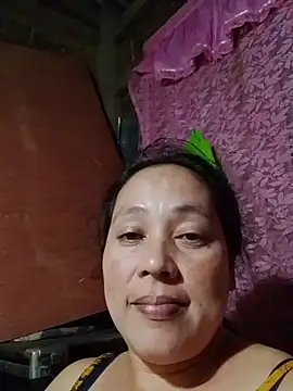 Snapshot of May_Bombs chatting on 03.13.26 May Bombs online show from 03.13.26