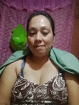 Snapshot of May_Bombs chatting on 03.14.26 May Bombs online show from 03.14.26