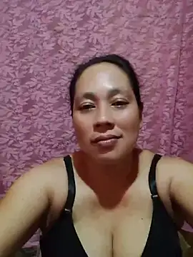 Snapshot of May_Bombs chatting on 03.21.26 May Bombs online show from 03.21.26