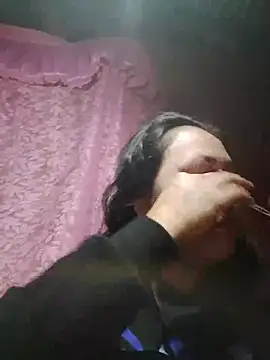 Snapshot of May_Bombs chatting on 03.29.26 May Bombs online show from 03.29.26