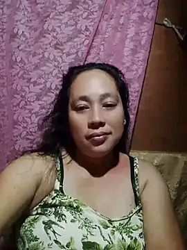 Snapshot of May_Bombs chatting on 03.31.26 May Bombs online show from 03.31.26