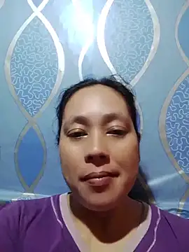 Snapshot of May_Bombs chatting on 04.12.26 May Bombs online show from 04.12.26