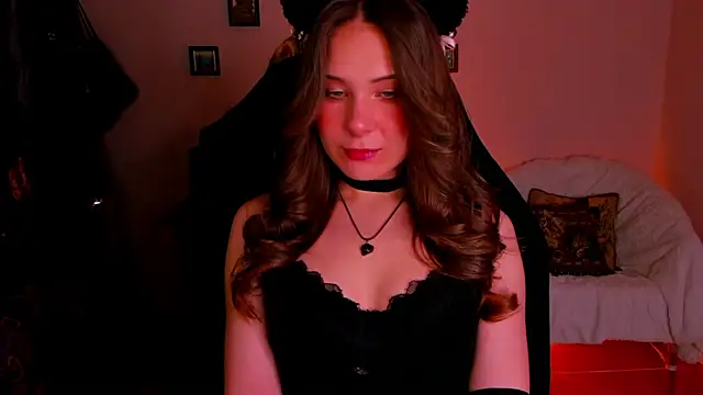 Snapshot of LanaLovely chatting on 05.25.26 LanaLovely online show from 05.25.26