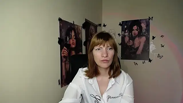 Snapshot of Rosalinda_ro chatting on 06.15.26 Rosalinda ro online show from 06.15.26