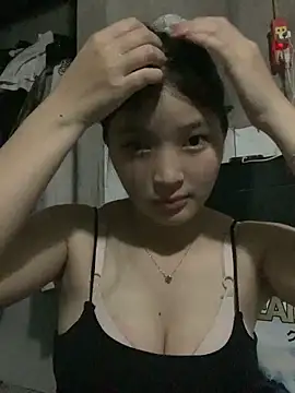 Snapshot of Suzu_xx01 chatting on 03.26.26 Suzu xx01 online show from 03.26.26