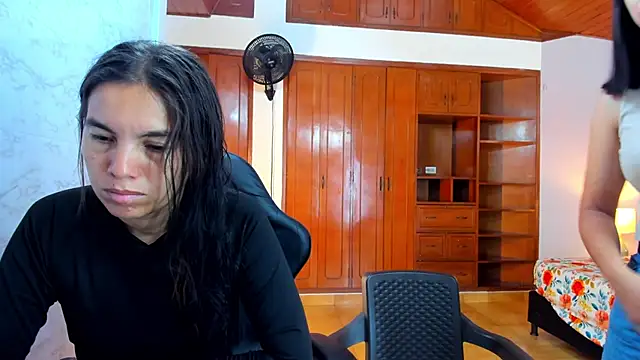 Emily and Soffy online show from 04.11.26