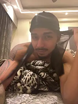 Snapshot of PimpDante chatting on 05.15.26 PimpDante online show from 05.15.26