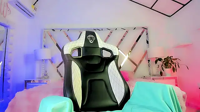 thanier 18 online show from 04.16.26