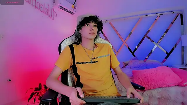 thanier 18 online show from 04.22.26