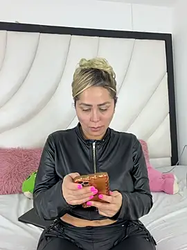 Angelicalove07 online show from 02.18.26