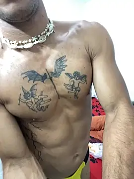 MaxyRyan online show from 04.13.26