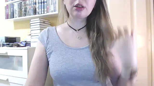 Snapshot of Tasiya chatting on 02.13.26 Tasiya online show from 02.13.26