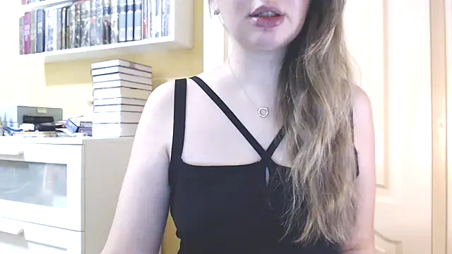 Snapshot of Tasiya chatting on 02.24.26 Tasiya online show from 02.24.26