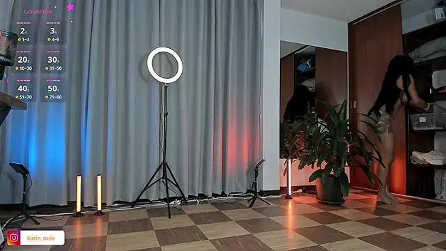 karinnixx online show from 04.28.26