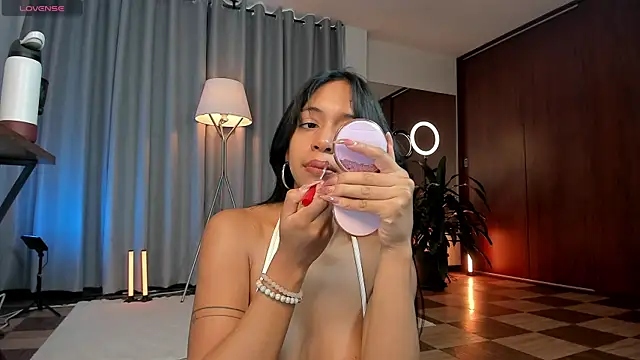 karinnixx online show from 07.27.26