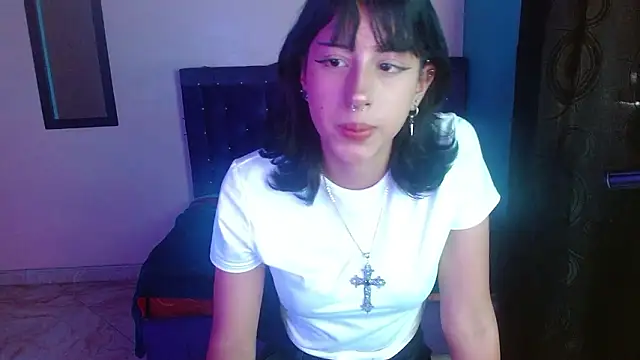 kitty Gothic online show from 02.13.26