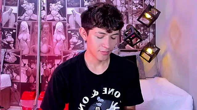 Christian Foxx online show from 04.15.26