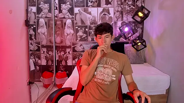 Christian Foxx online show from 04.17.26