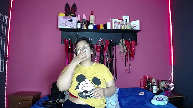 shannon queen- online show from 04.06.26