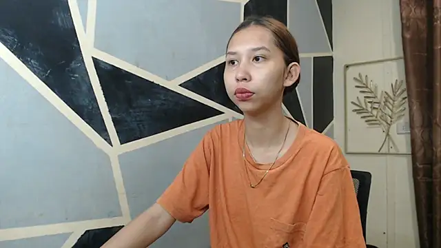 Snapshot of Charming_lexi chatting on 04.24.26 Charming lexi online show from 04.24.26