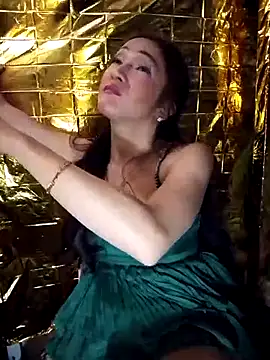 Snapshot of GeorginaLove09 chatting on 03.23.26 GeorginaLove09 online show from 03.23.26